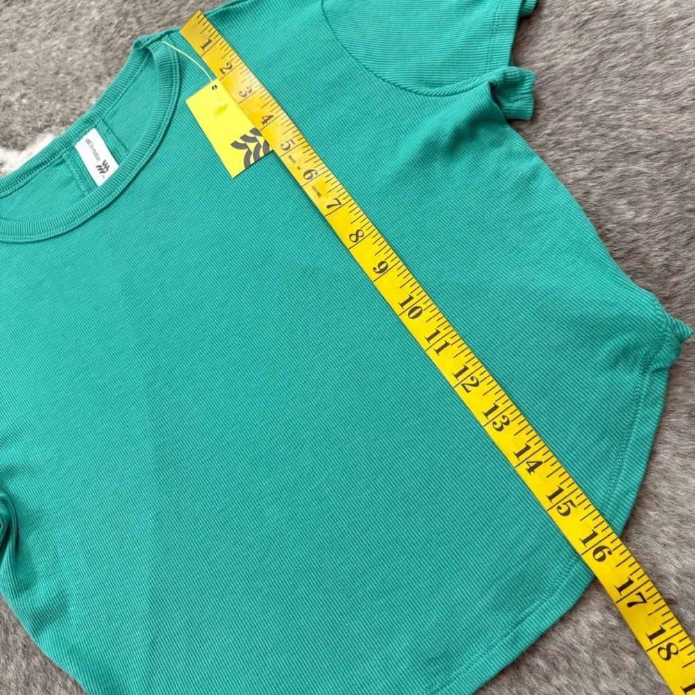 NWT All In Motion Ribbed Shirt - Picture 9 of 10